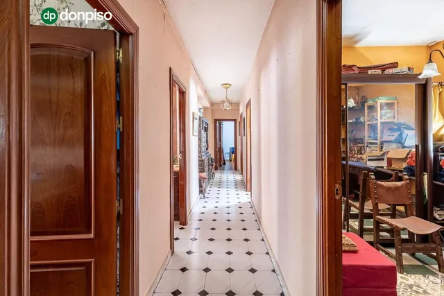 AMPLIO PISO JUNTO GRAN CAPITAN — 22