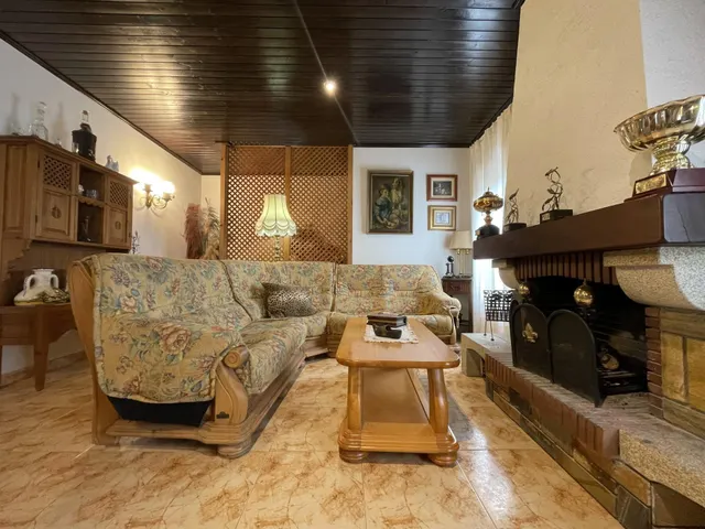 MASIA DE 4 habitaciones EN FONOLLOSA — 15