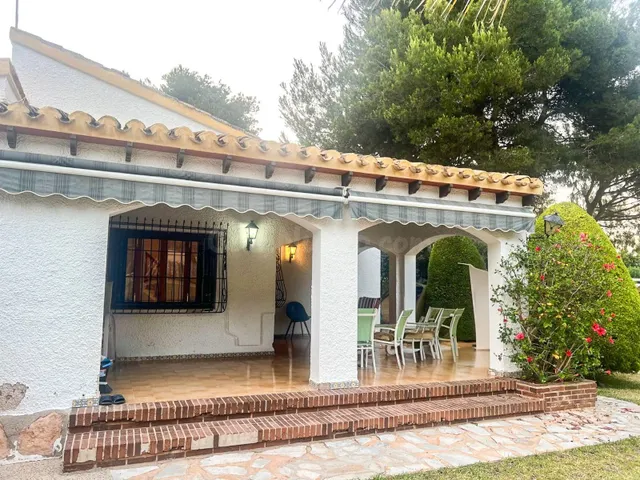 Magnífica villa (174 m2) construido en 1979 en 808 m2 parcel