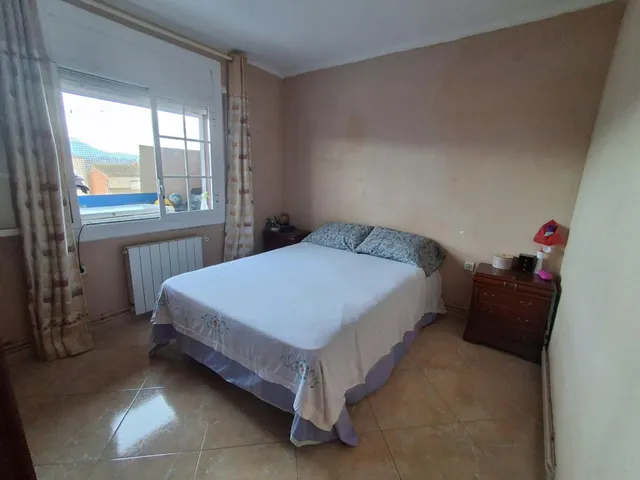 Gran oportunidad, piso para entrar a vivir con 3 dormitorios, orientado Sur, primera planta, espectaculares vistas a la montaña de la Tossa — 6