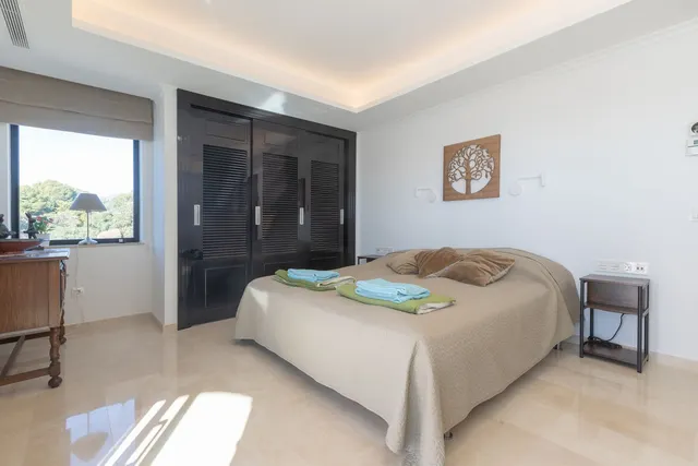 Chalet 3 habitaciones 384m² en venta - Marbella — 28