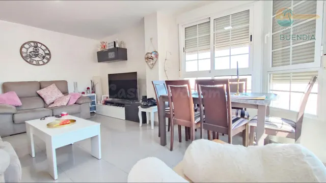 AMPLIO PISO CON VISTAS DESPEJADAS EN MAZARRÓN — 3