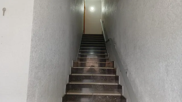 Se vende casa con bajo comercial — 8