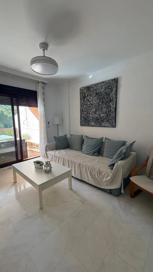 Precioso apartamento en alquiler en Playa Granada – Zona residencial  (ALQUILER TEMPORAL) — 15