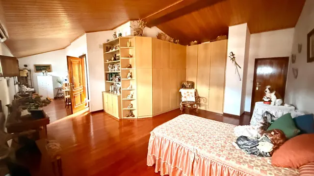 Piso Amplio y Luminoso en el Corazón de la Ciudad 3 habitaciones grandes balcones y garaje para coche pequeño — 6