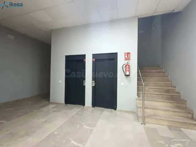 Plaza de garaje en Polígono la Torrecilla !!!. Junto a la Re - foto 4