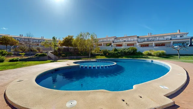 CHALET ADOSADO EN TURIS — 13