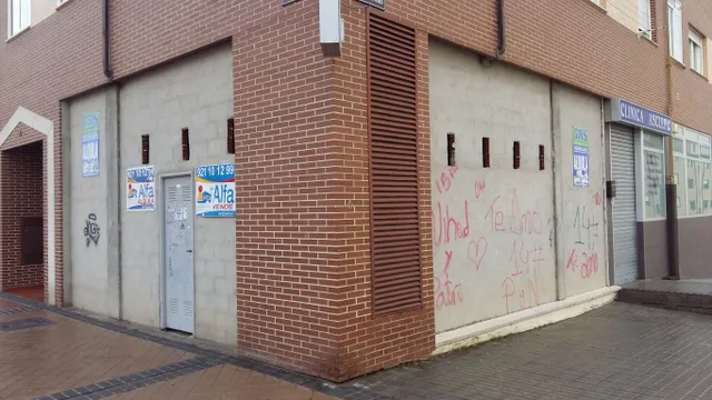 VENTA DE LOCAL EN PLAZA ESPRONCEDA — 4