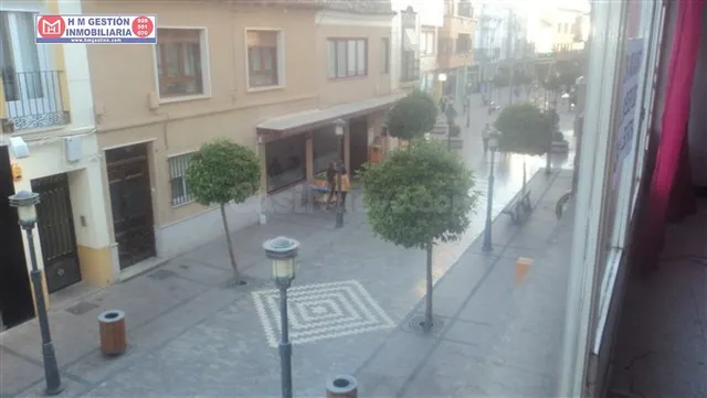 LOCAL COMERCIAL DE 300 METROS EN PRIMERA PLANTA EN LA CASTEL