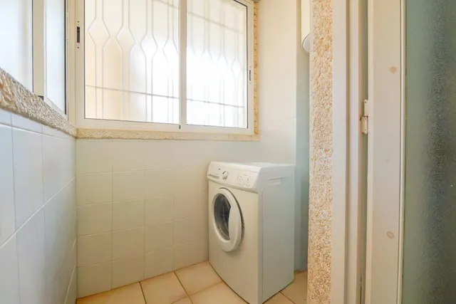 Piso reformado en Cambrils con piscina y parking incluido — 28