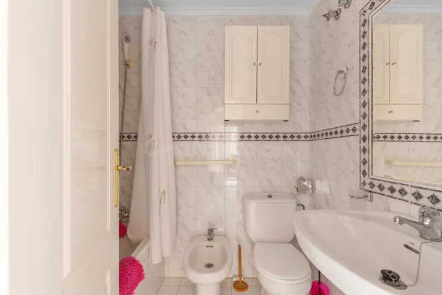 Apartamento de 2 dormitorios 1 baño en punta prima ( orihuela costa ) — 17