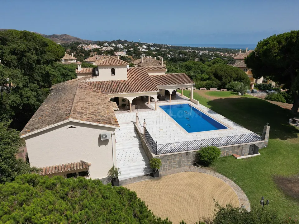 Chalet 4 habitaciones 450m² en venta - Marbella