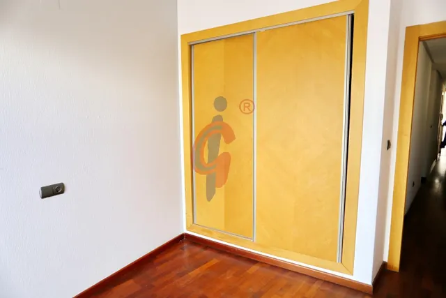 ESPACIOSA VIVIENDA EN EL CENTRO DE GUARDAMAR DEL SEGURA — 12