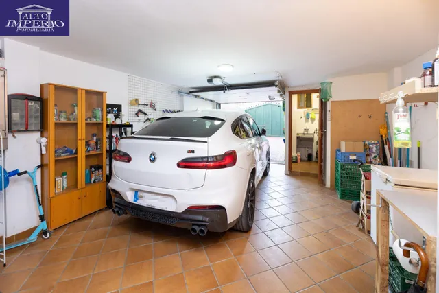 Se vende bonita casa adosada de 4 dormitorios con piscina privada, garaje y gimnasio — 30