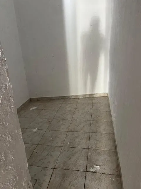 Alquiler de local comercial en el centro , próximo a la plaza circular — 10