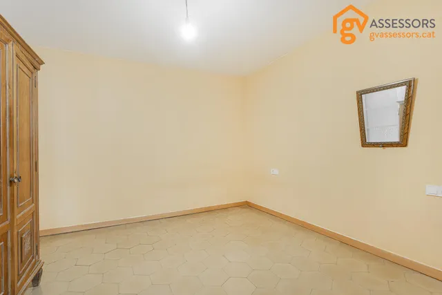 EXCLUSIVO PISO DE 133M2 CON 5 habitaciones — 17