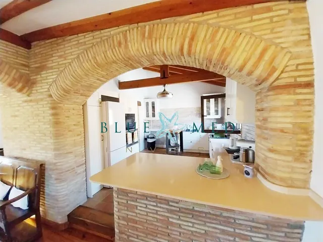 Sorprendente casa de campo con 4 dormitorios y 3 baños. — 16