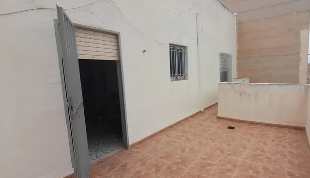 EDIFICIO DE 2 PLANTAS y 2 VIVIENDAS EN BARRIO DON JESÚS ALTA CALIDAD — 34