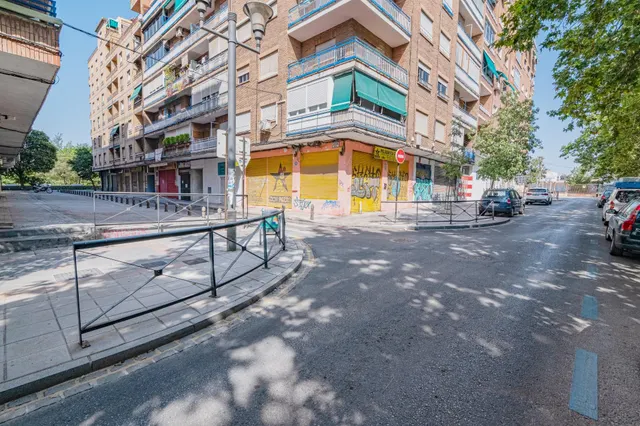 ¡¡¡OPORTUNIDAD DE INVERSIÓN EN GRANADA!!! - foto 2