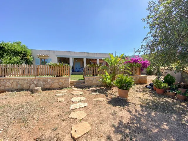 FINCA RÚSTICA 'PUIG SANTA MAGDALENA' — 25