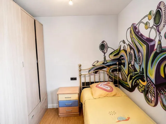 Exclusivo piso con vistas a Montserrat en pleno centro de Manresa — 11