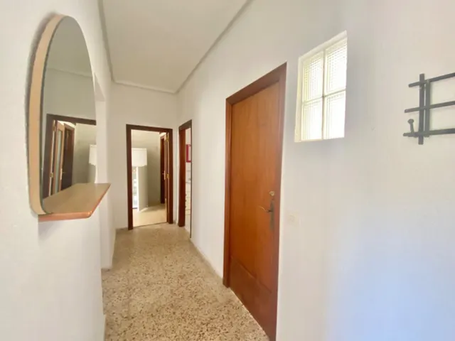 Estupenda casa en los desamparados, amplia, con porche, toda amueblada, a tan solo 5min de Orihuela ciudad (máximo dos inquilinos, o 3 estudiantes) estancia temporal — 9