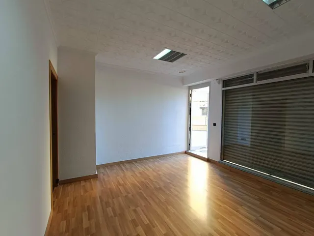 ¡Ideal para tu negocio! Alquiler de local luminoso en zona Princesa Mercedes — 6