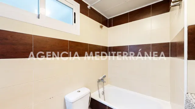 AMPLIA VIVIENDA DE 3 habitaciones JUNTO AL MERCADO MUNICIPAL DE PICASSENT — 16
