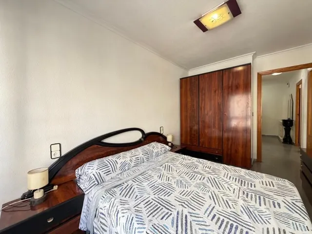 Apartamento 2 habitaciones 84m² en venta - Estacion de autobuses — 28