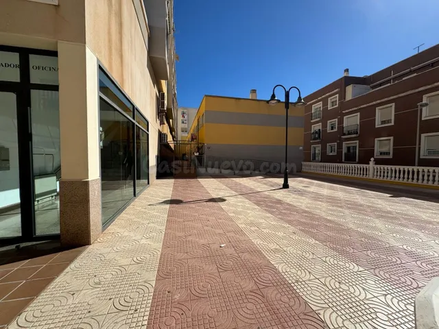 Local de oficinas en El Parador de las Hortichuelas, Roqueta - foto 3