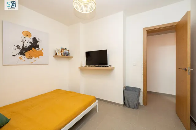 Piso Reformado en Zona Comercial y Universitaria de Granada - €330,000 — 15