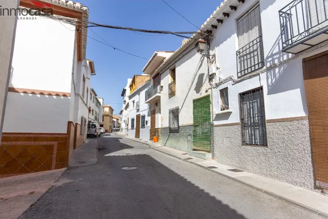 CASA DE PUEBLO EN PADUL PARA REFORMAR!!! - foto 3
