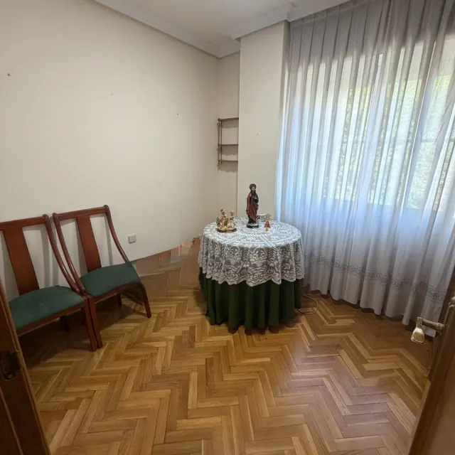 Urbanizacion privada con piscina, 4 dormitorios, 2 baños y posibilidad de adquirir una plaza de garaje doble — 46