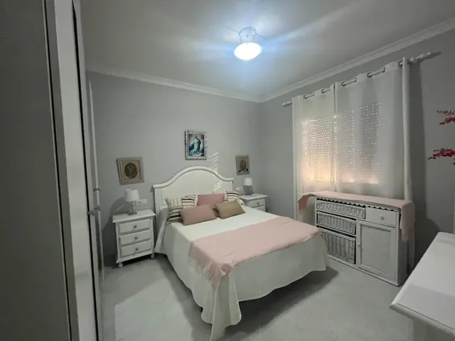 UNIFAMILIAR EN PLANTA BAJA CON TRES PATIOS, AZOTEA Y GARAJE LISTA PARA ENTRAR A VIVIR — 47