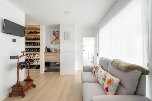 Chalet de lujo en venta en Colmenarejo con piscina climatizada — 43