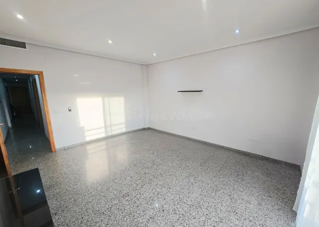 APARTAMENTO EN VENTA EN LA URBANIZACIÓN LA SALCHI - foto 3