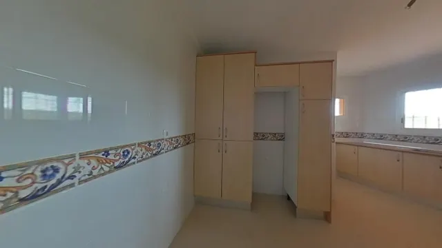 Venta de Vivienda en Marbella, Málaga. Activo Si Posesión / Alquilado / No se Puede Financiar. — 8