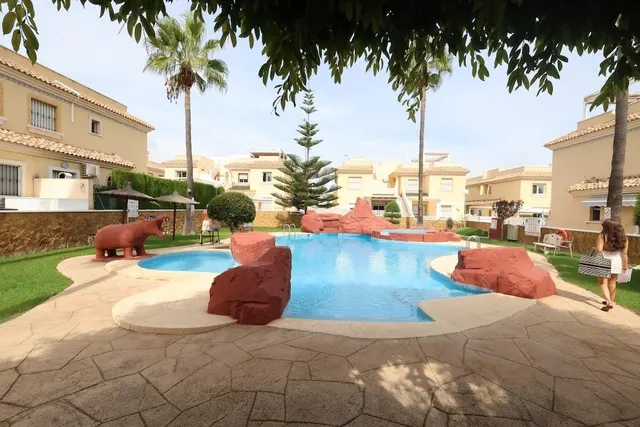 Adosado en alquiler en Los Dolses, Orihuela Costa — 25
