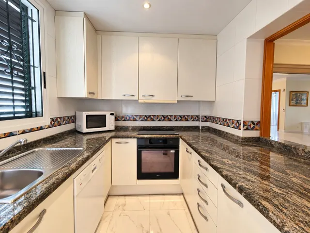 Casa 5 habitaciones 155m² en venta - Habaneras — 28