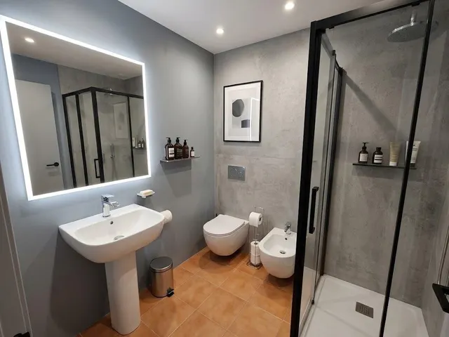¡Chalet con piscina a 858 €/m2!  4.000 m2 de parcela, 4 dormitorios y espacio para otra vivienda de 90 m2 — 15