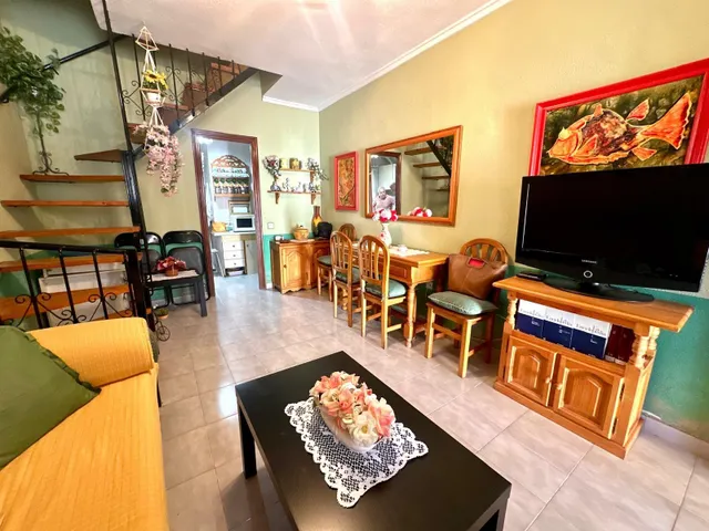 Fantástico dúplex de dos habitaciones con jardín, patio y excelente ubicación en Los Alcázares — 12