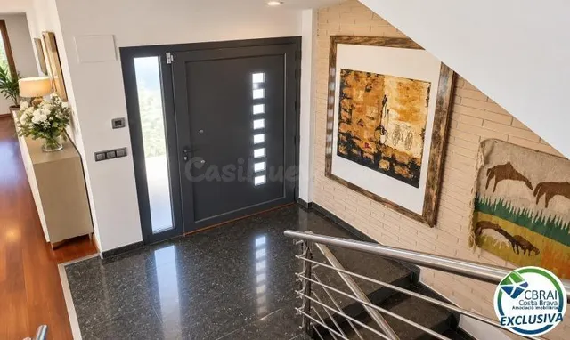 Casa unifamiliar en Las Garrigues, Roses - foto 3
