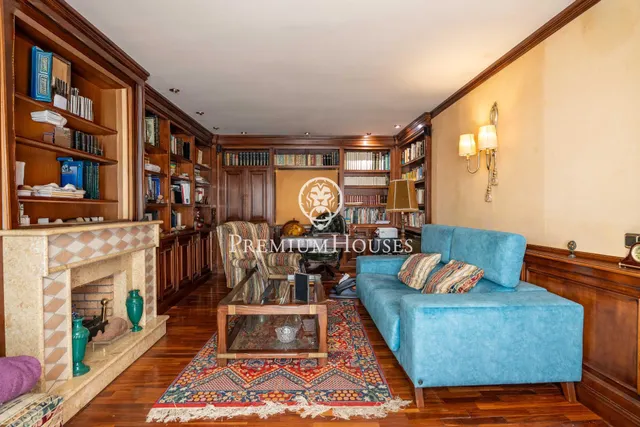 Casa independiente con piscina y jardín en Vallpineda — 8