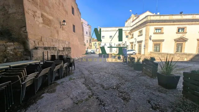 Negocio a pleno rendimiento en el casco antiguo de Cáceres — 12