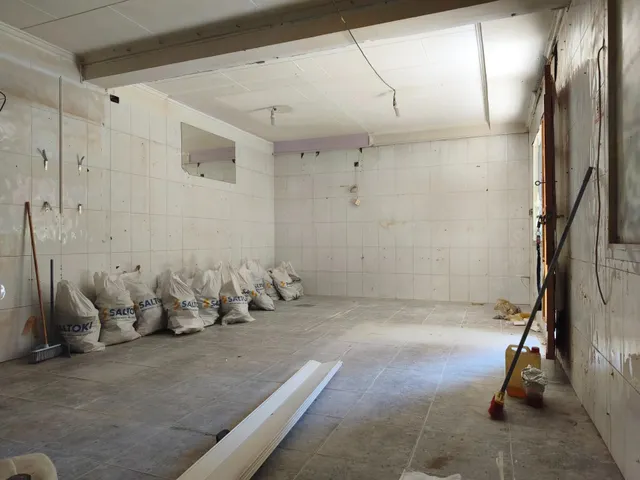 🏢 ¡Oportunidad Única de Venta en Valencia! — 12