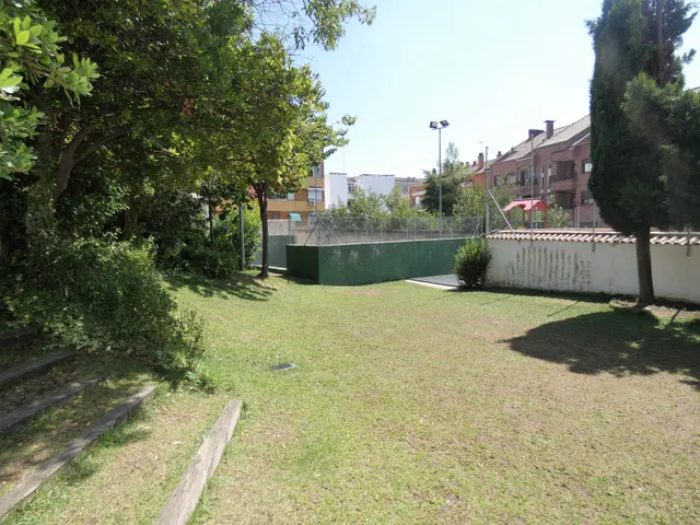 Bajo con terraza — 43