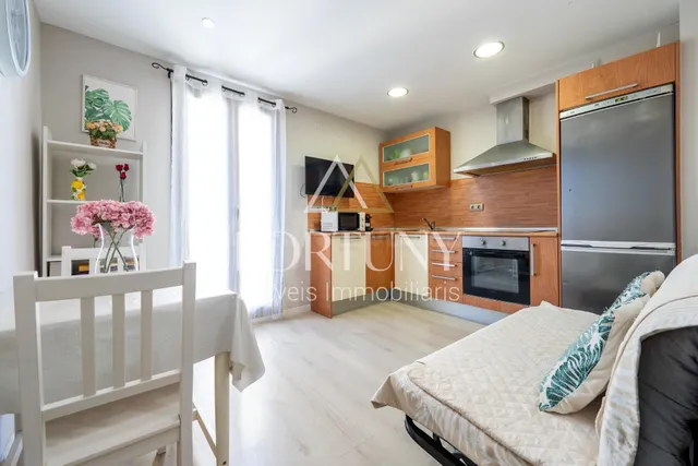 Piso en venta Calle Sant Antoni, Reus. - foto 2
