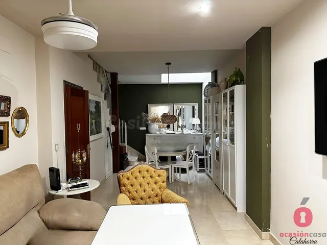 CASA DEL AÑO 2005 - BUEN ESTADO DE CONSERVACIÓN - ZONA MEDIA