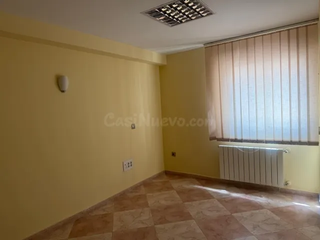 Oficina en Alquiler en la Zona PERU de Cáceres