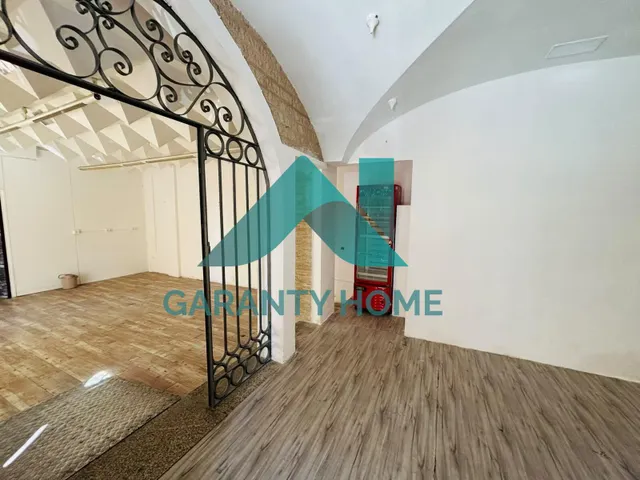 ✨ LOCAL COMERCIAL EN ALQUILER – CÁCERES